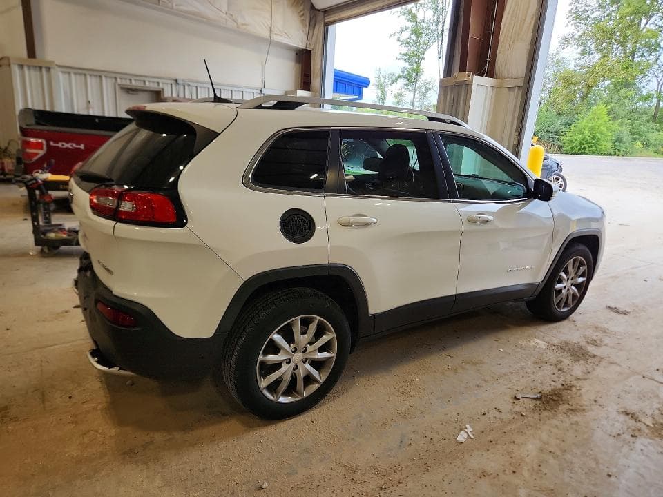 2018 JEEP CHEROKEE LIMITED 3