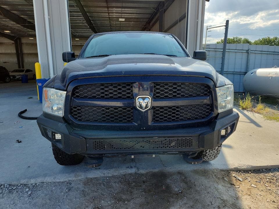 2019 RAM 1500 CLASSIC TRADESMAN 5