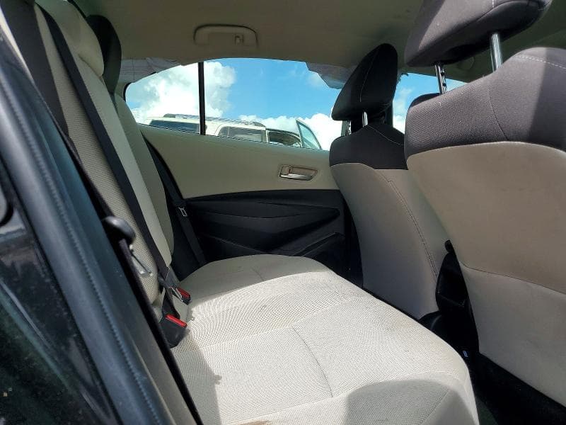 2021 TOYOTA COROLLA LE 10