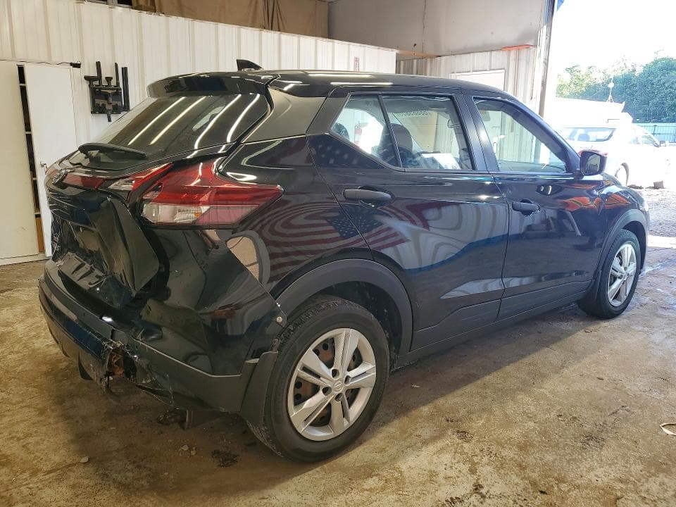 2021 NISSAN KICKS S 3