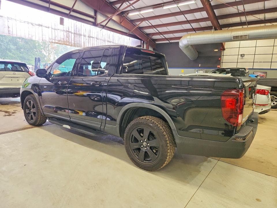 2019 HONDA RIDGELINE BLACK EDITION 2
