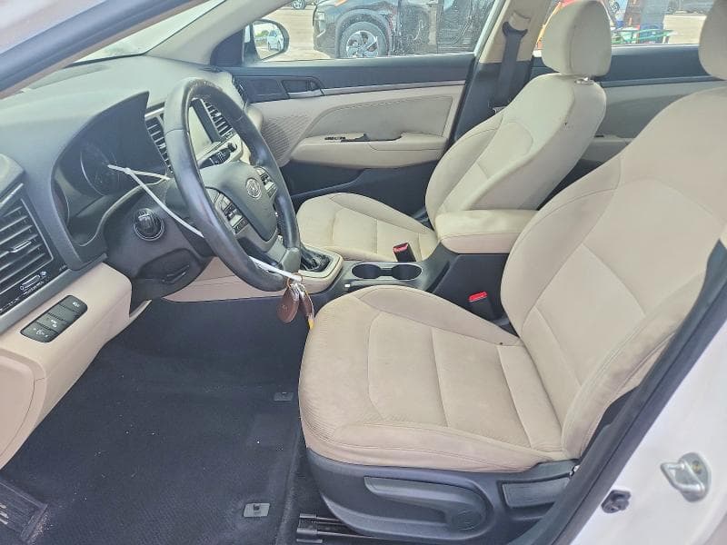 2017 HYUNDAI ELANTRA SE 7