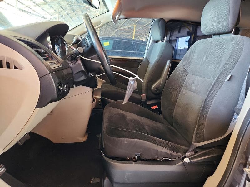 2017 DODGE GRAND CARAVAN SE 7