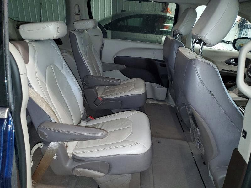 2017 CHRYSLER PACIFICA TOURING L 11
