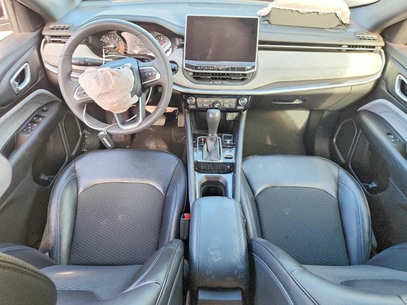 2023 JEEP COMPASS LATITUDE 8