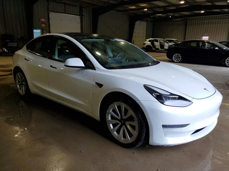 2022 TESLA MODEL 3 4