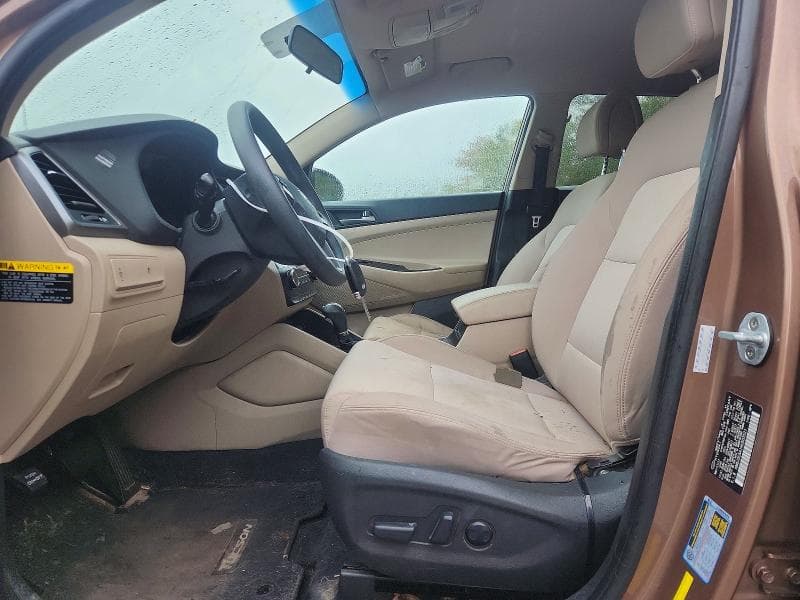 2017 HYUNDAI TUCSON SE 7