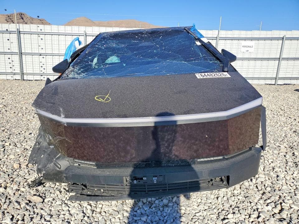 2024 TESLA CYBERTRUCK 5