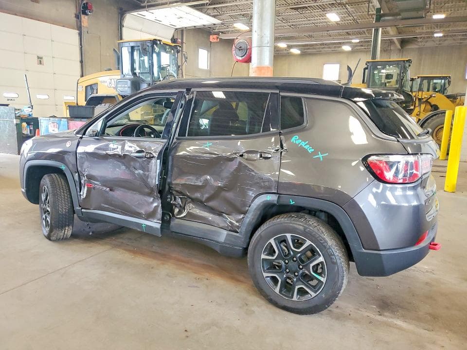 2019 JEEP COMPASS TRAILHAWK 2