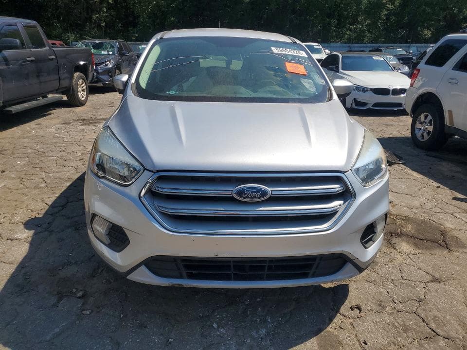 2019 FORD ESCAPE SE 5