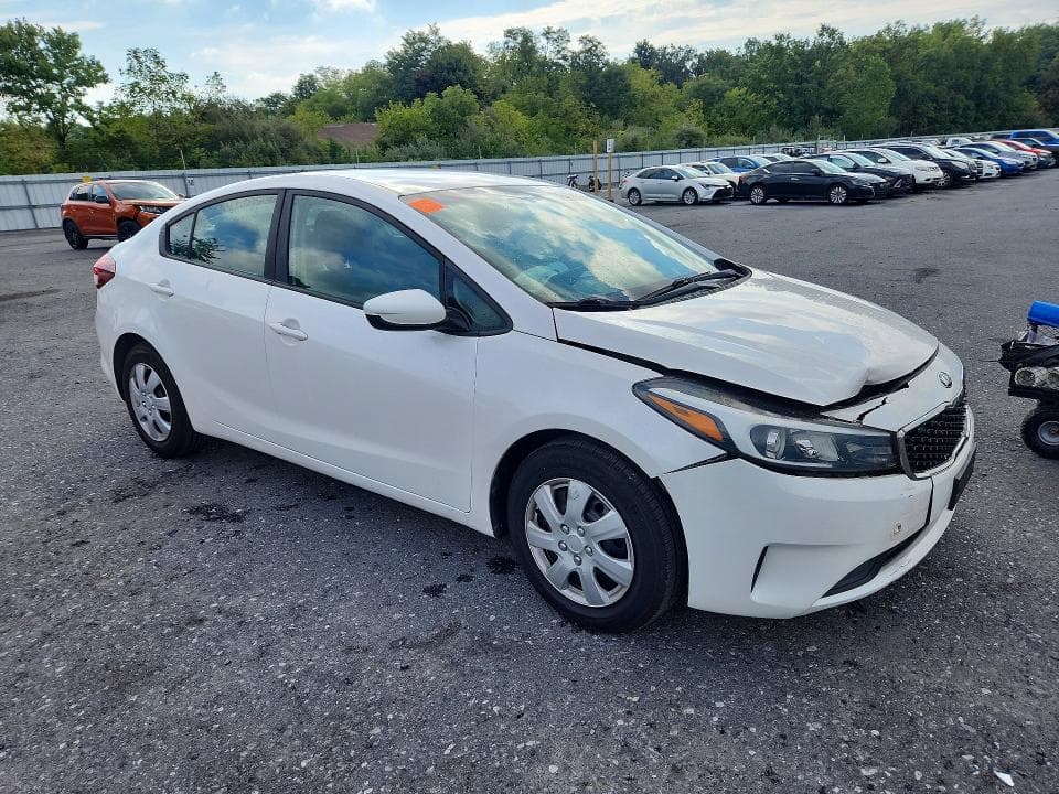 2017 KIA FORTE LX 4