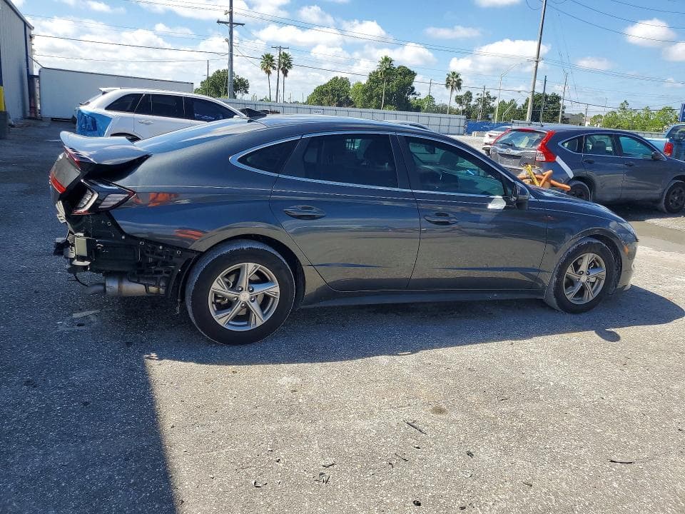 2023 HYUNDAI SONATA SE 3