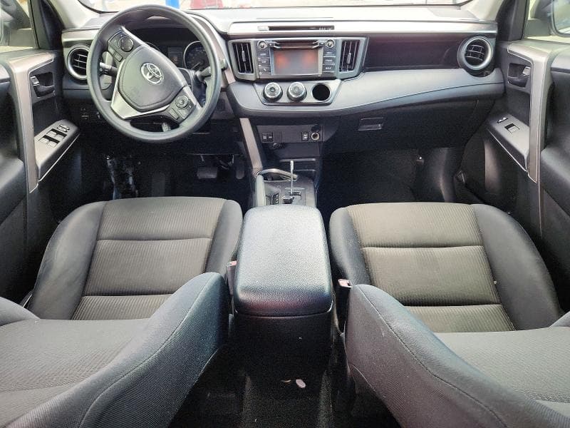 2018 TOYOTA RAV4 LE 8