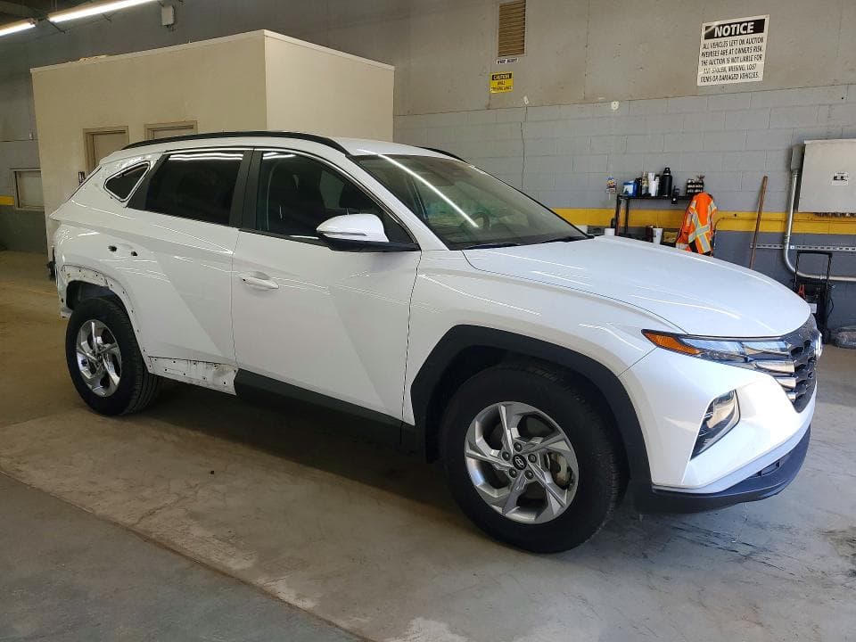 2022 HYUNDAI TUCSON SEL 4