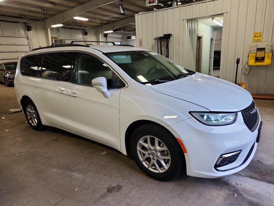 2022 CHRYSLER PACIFICA TOURING L 4