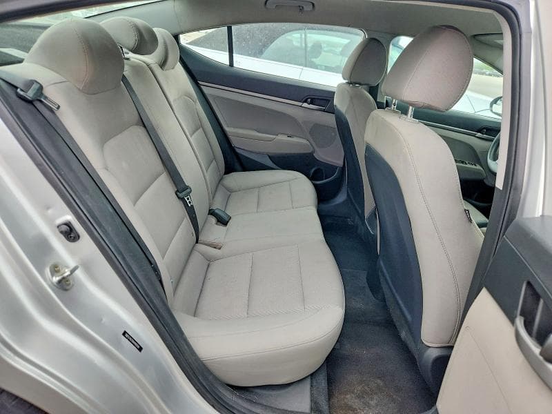 2017 HYUNDAI ELANTRA SE 10