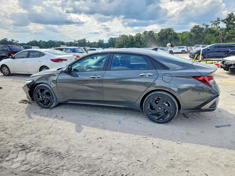 2026 HYUNDAI ELANTRA SEL SPORT 2