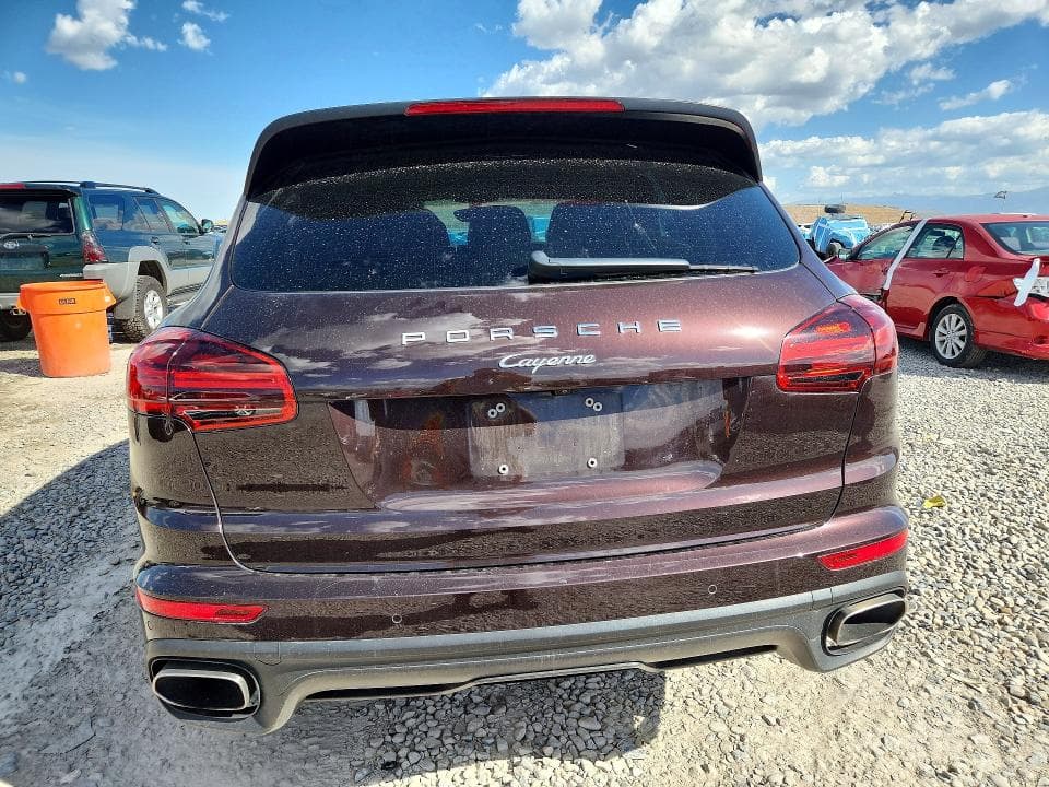 2018 PORSCHE CAYENNE 6