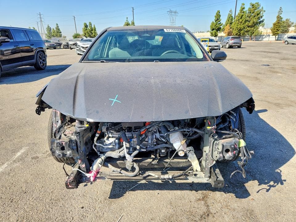 2025 TOYOTA CAMRY LE 5