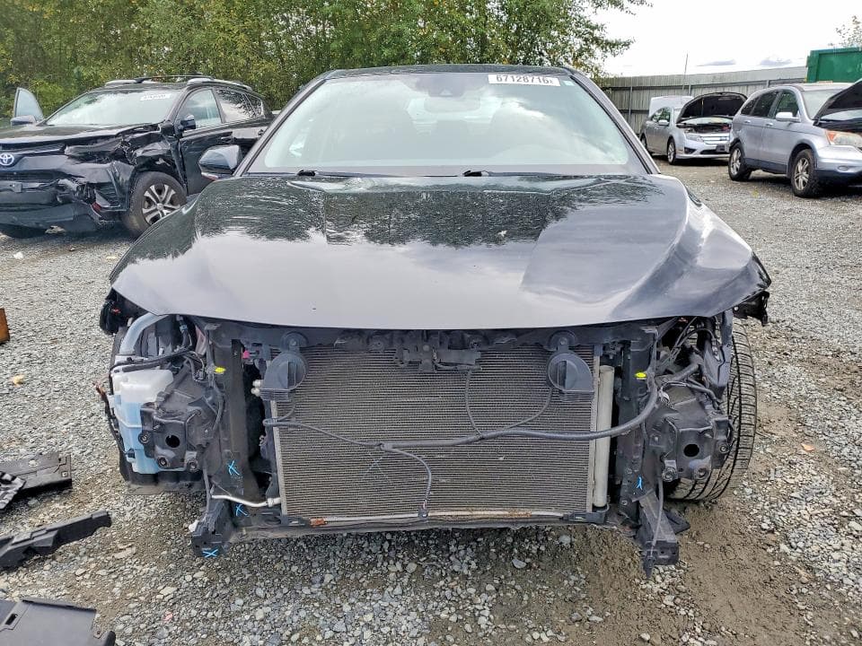 2019 TOYOTA CAMRY LE 5