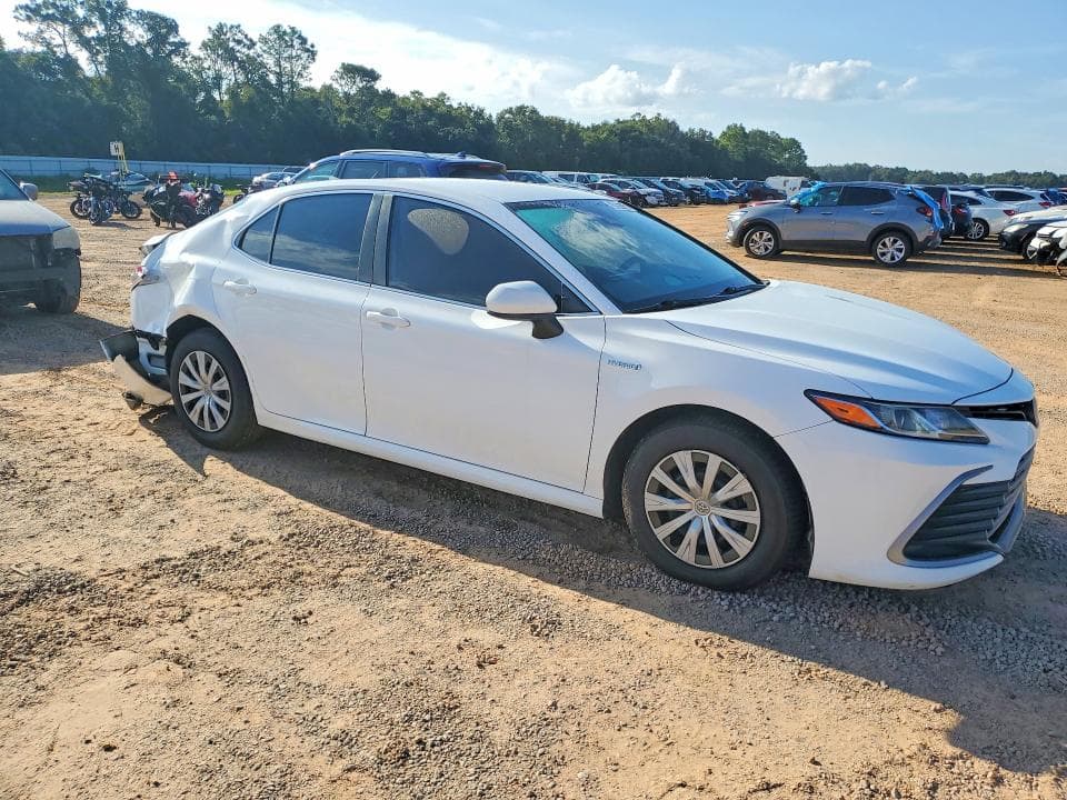 2021 TOYOTA CAMRY LE 4