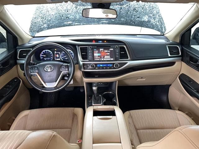 2019 TOYOTA HIGHLANDER LE PLUS 9