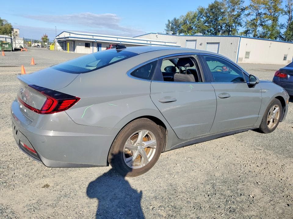 2021 HYUNDAI SONATA SE 3