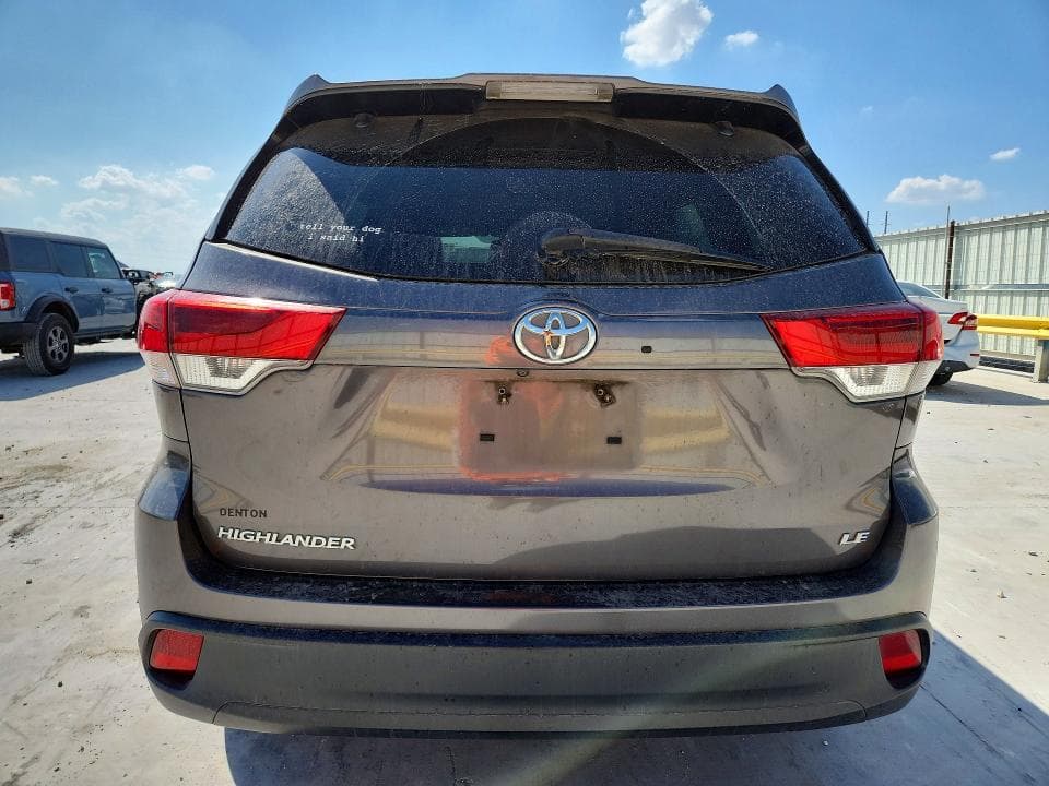 2017 TOYOTA HIGHLANDER LE PLUS 6
