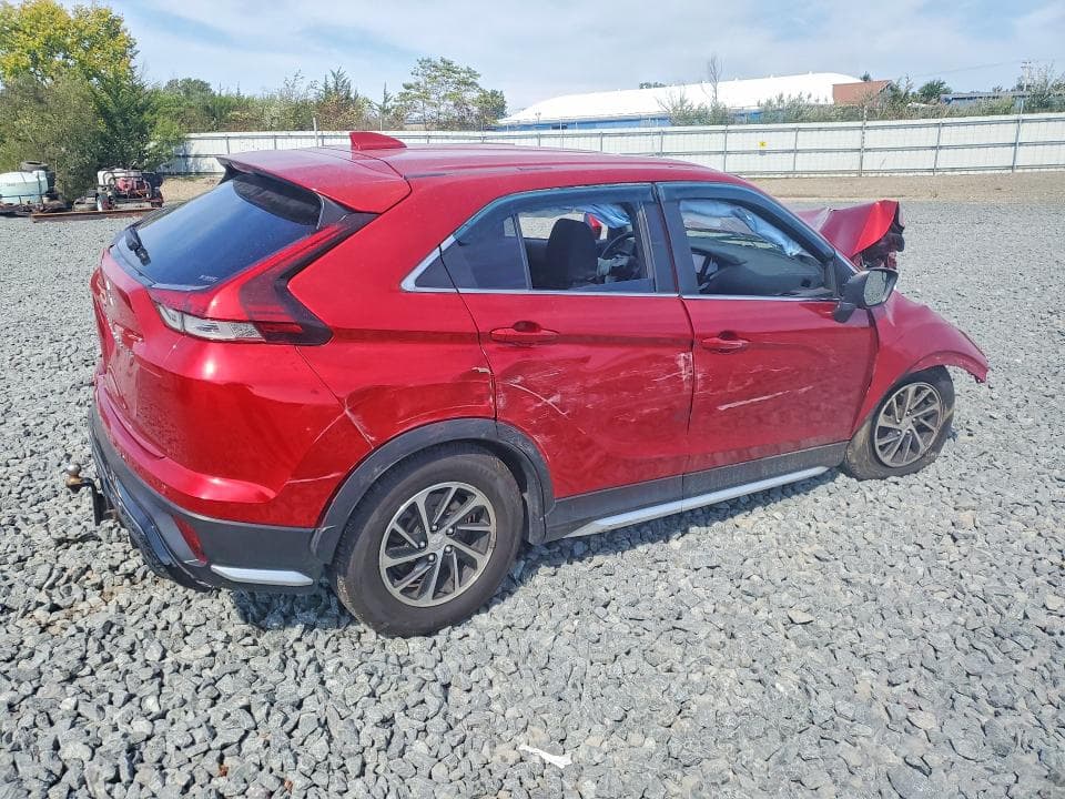2022 MITSUBISHI ECLIPSE CROSS ES 3