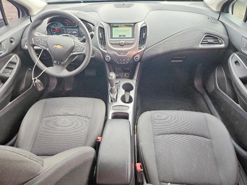 2017 CHEVROLET CRUZE LT 8