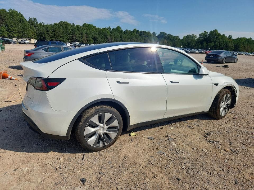 2023 TESLA MODEL Y 3