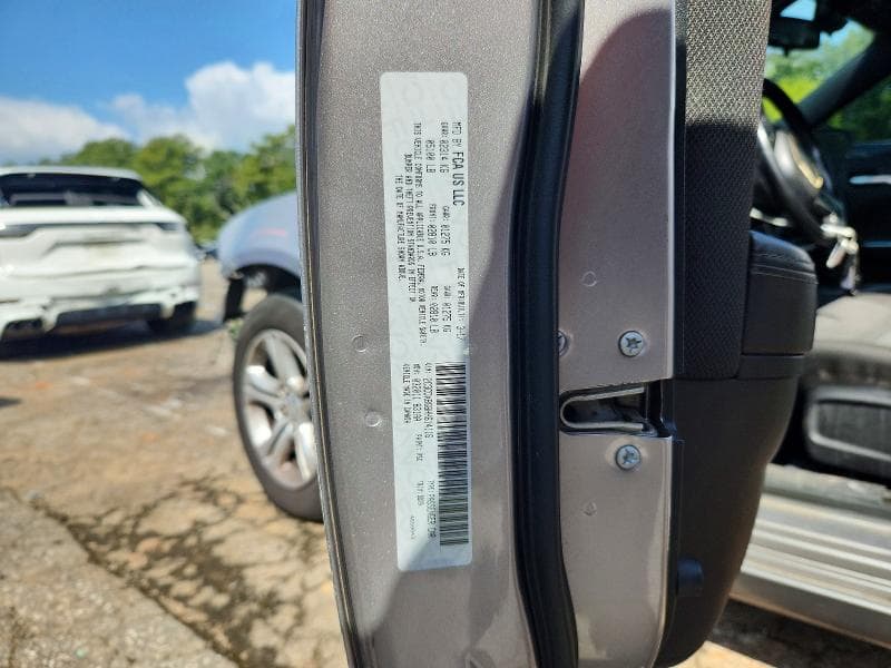 2017 DODGE CHARGER SE 12
