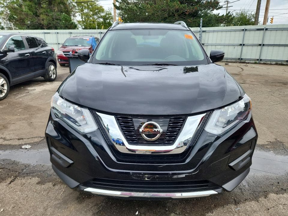 2017 NISSAN ROGUE SV 5