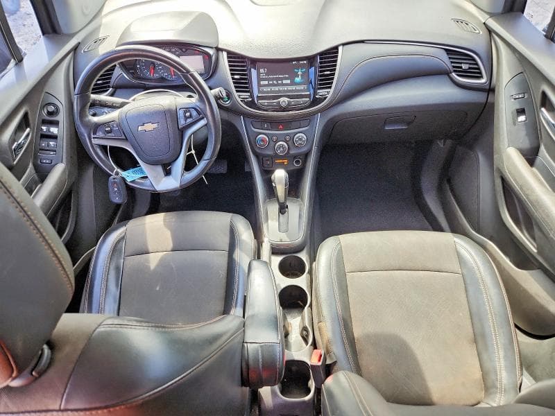 2017 CHEVROLET TRAX 1LT 8