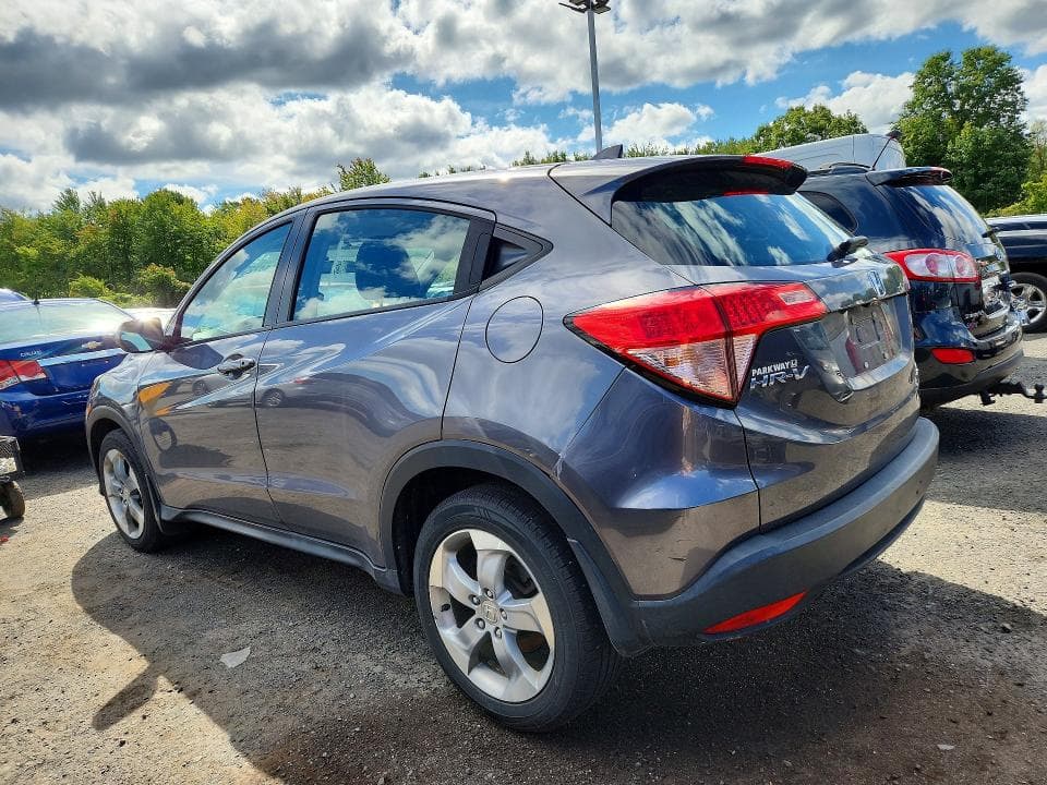 2018 HONDA HR-V LX 2