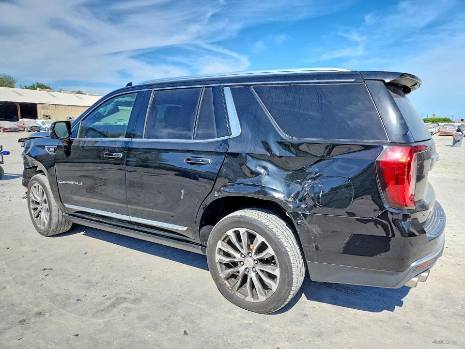2021 GMC YUKON DENALI 2