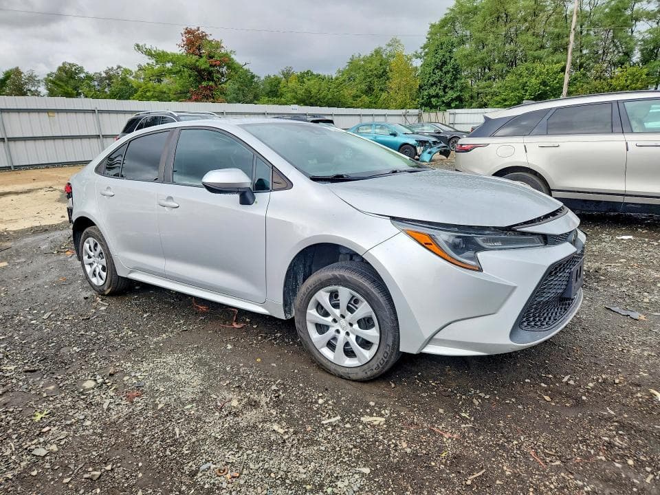 2022 TOYOTA COROLLA LE 4