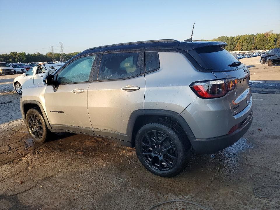 2023 JEEP COMPASS LATITUDE 2
