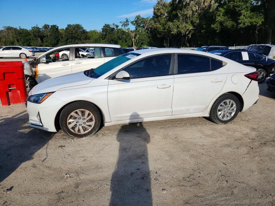 2019 HYUNDAI ELANTRA SE - 1