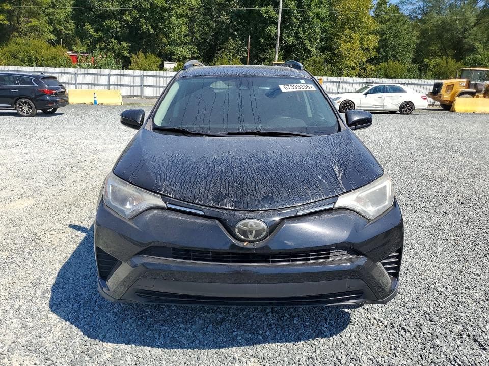 2018 TOYOTA RAV4 LE 5