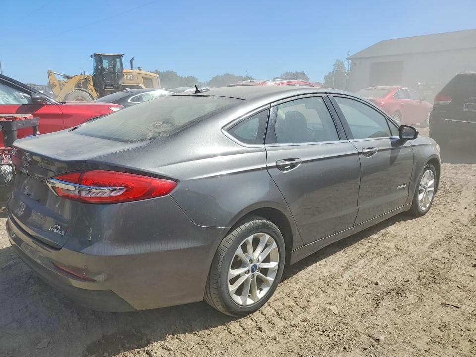2019 FORD FUSION SE 3