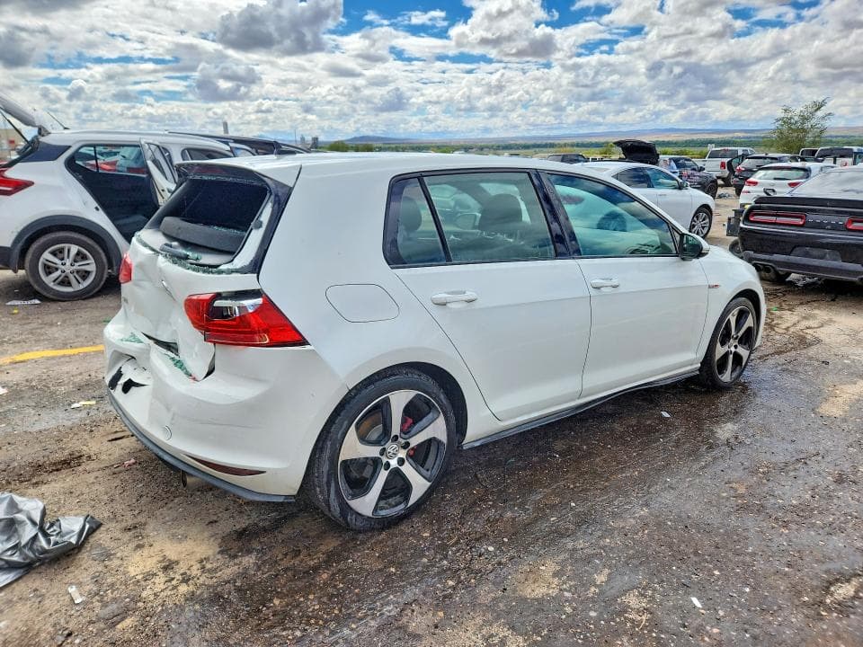2017 VOLKSWAGEN GTI S 3