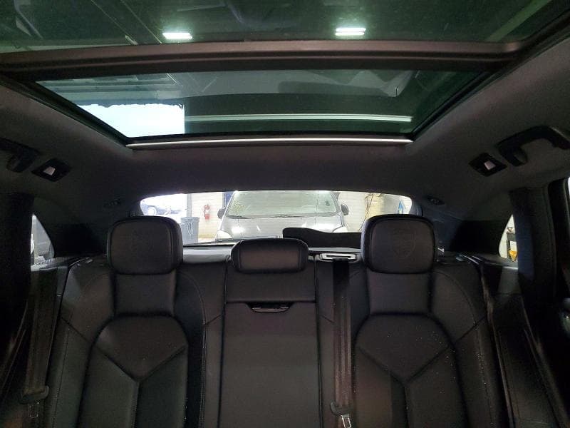 2019 PORSCHE MACAN 10