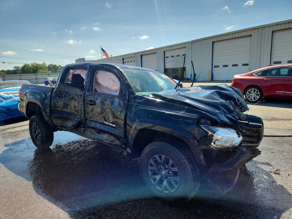 2023 TOYOTA TACOMA SR5 V6 4