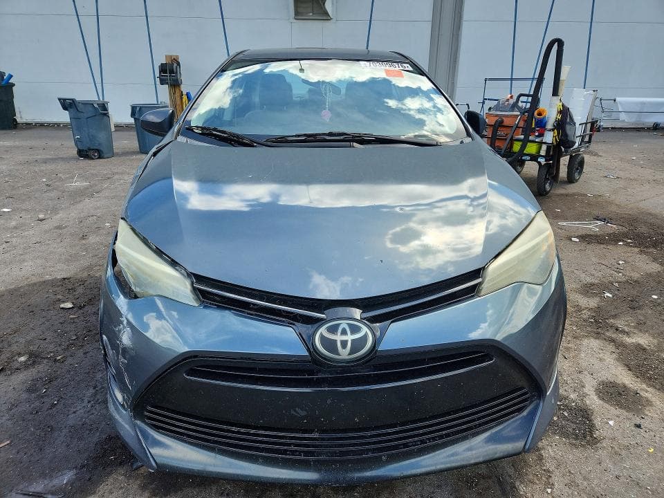 2017 TOYOTA COROLLA LE 5
