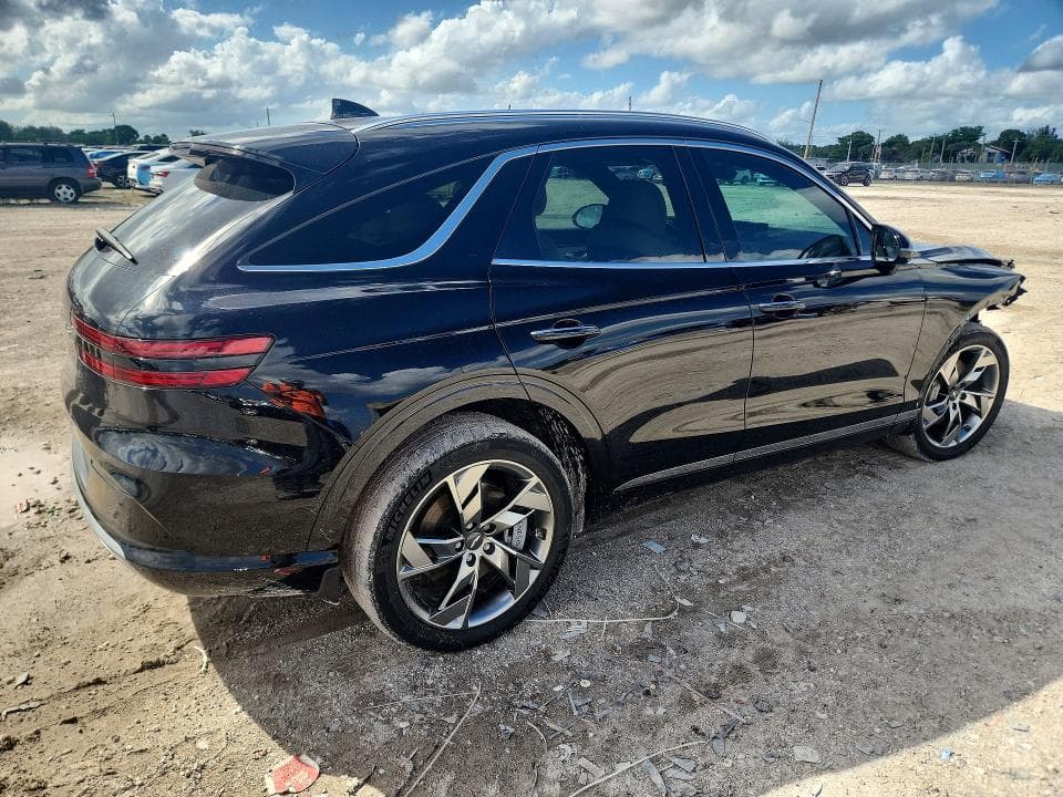 2023 GENESIS ELECTRIFIED GV70 BASE 3