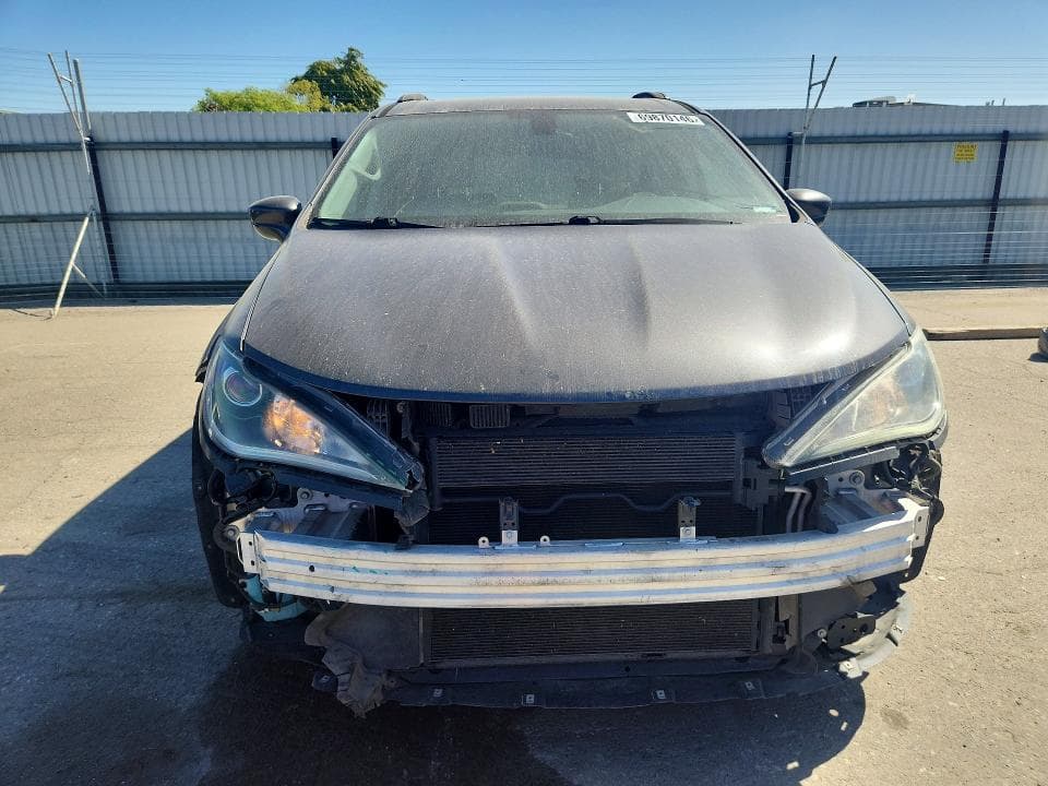 2017 CHRYSLER PACIFICA TOURING L 5