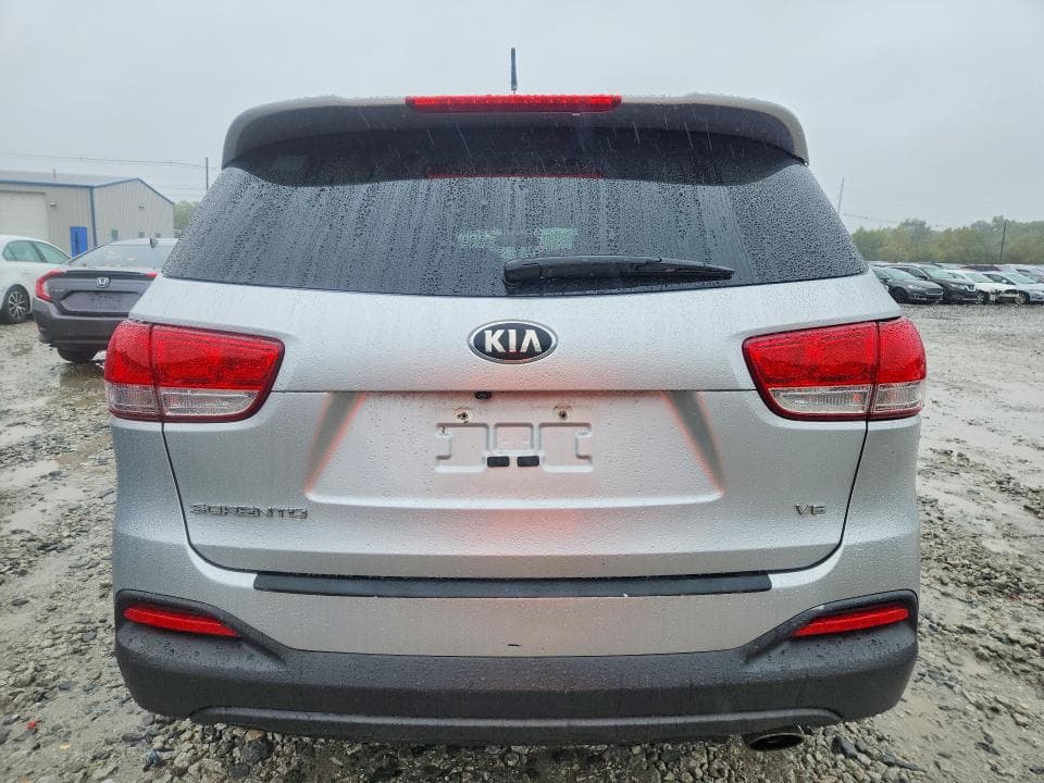 2018 KIA SORENTO LX V6 6