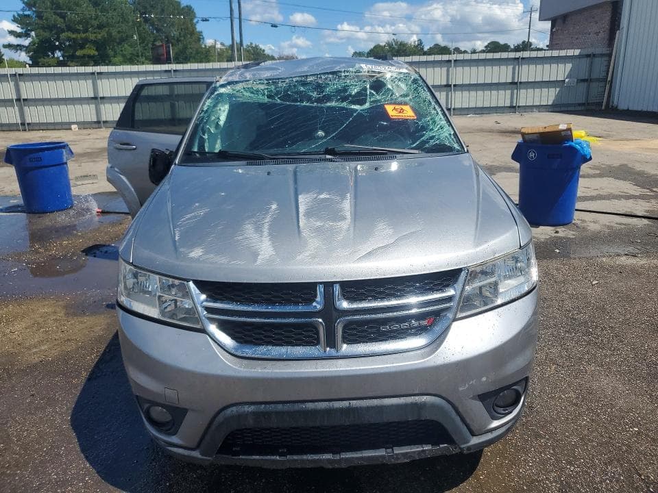 2019 DODGE JOURNEY SE 5
