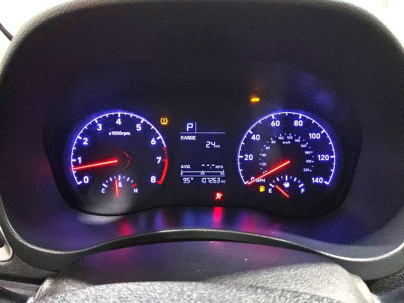 2019 HYUNDAI ACCENT SE 9